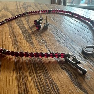 VTG Carolee 15 inch Necklace & Earrings Set Sterling Silver and Garnet Beads